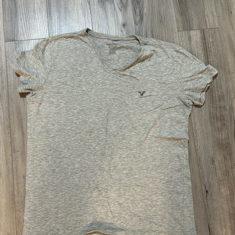American Eagle Outfitters Gray Short Sleeve Tee